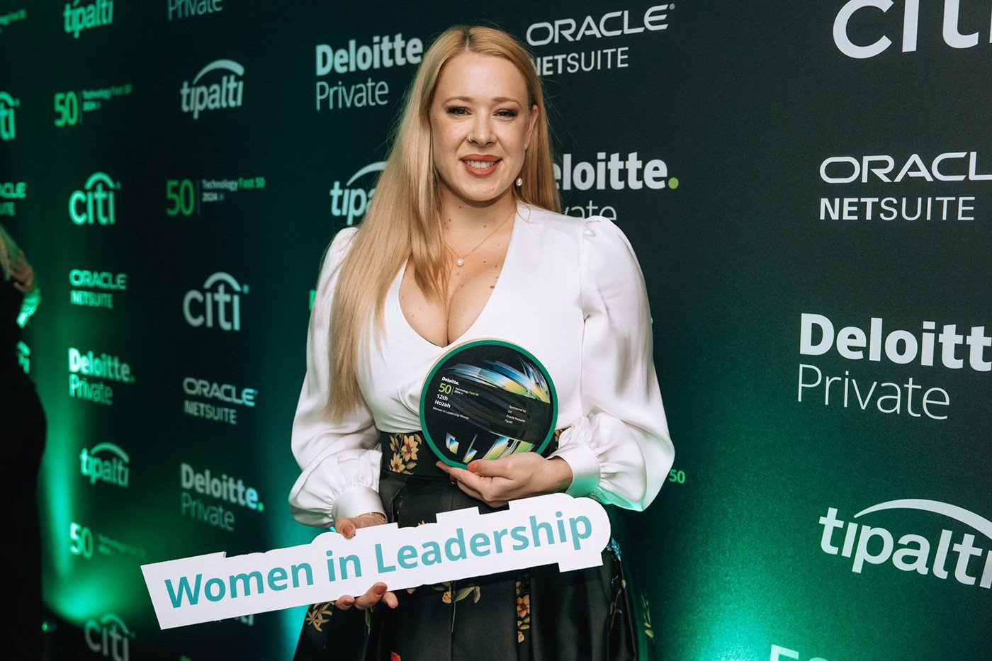 Hozah Named in Deloitte UK Technology Fast 50 and Co-Founder Wins Women in Leadership Award